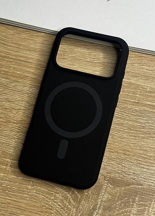 Силіконовий чохол на iphone 17 pro з magsafe, чорний матовий з м’якою підкладкою silicone case