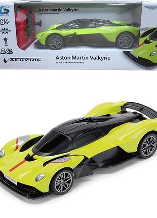Игрушка машинка на радиоуправлении aston martin valkyrie масштаб 1 к 24 зеленая (250gavgg)