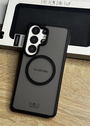 Чехол на samsung galaxy s26 ultra с magsafe черного цвета, полупрозрачный сзади с металлическими кнопками