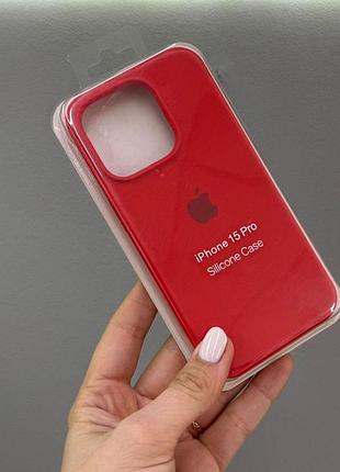 Чехол-накладка с микрофиброй для айфон 15 pro, чехол silicone case с микрофиброй для iphone 15 pro (красный)