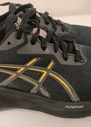 Кросівки asics на gore-tex чорні