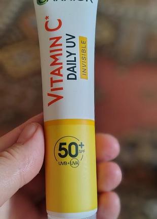 Сонцезахисний денний флюїд garnier 40 ml