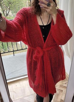 Женский итальянский однотонный кардиган oversize с поясом. вязаный. красный. мохер/шерсть. one size