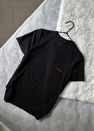 Черная футболка hugo boss