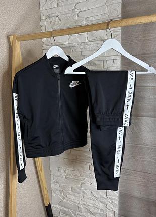 Дитячий оригінальний спортивний костюм nike l 146-156 см