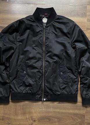 Чоловіча куртка бомбер pretty green l 2