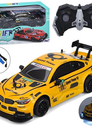 Машинка радіокерована 1:16 2.4g з акумулятором та світлом (rq3082)