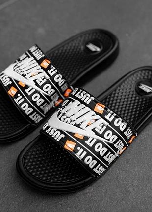 Чорні чоловічі шльопанці nike сланці білі капці найк (розміри: 40,41,43)