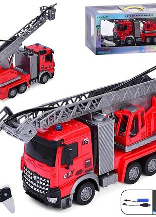 Пожежна машина okl-001-28 р/к, акум., 25см, вишка, світло, гумові колеса, рухливі деталі, usb,кор