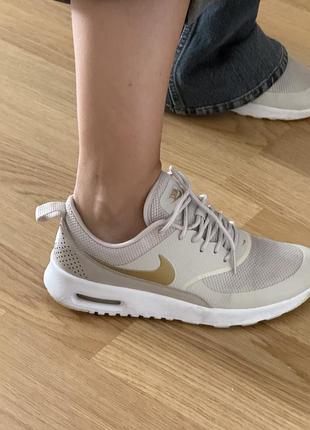 Кросівки жіночі nike бежеві, розмір 36.5
