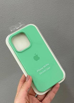 Чехол-накладка с микрофиброй для айфон 16 pro, чехол silicone case с микрофиброй для iphone 16 pro (мятний)
