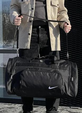 Дорожня спортивна сумка nike велика для подорожей тренувань
