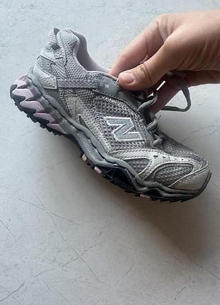 Кросівки дитячі для дівчинки new balance