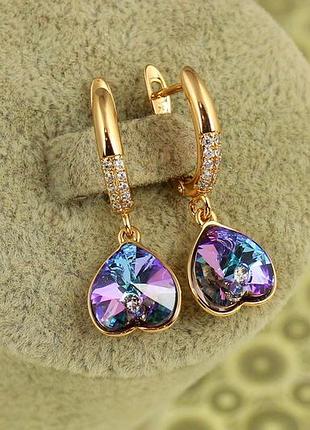 Серьги подвески xuping jewelry сваровские перевернутые сердечки фиолетовые хамелеоны 3 см золотистые