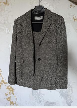 Костюм жіночий maxmara сірий