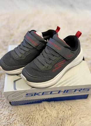 Кросівки дитячі skechers сірі 29 розмір 18,5 см устілка