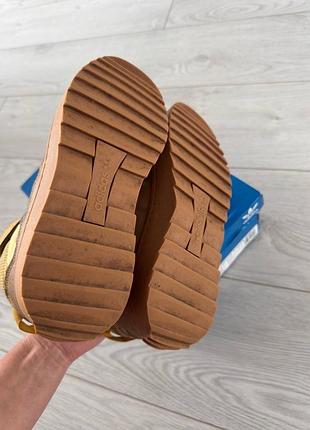 Теплі ботинки adidas 35 розмір 6