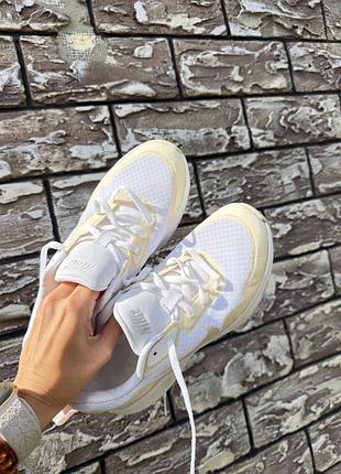 Білі кросівки сітки nike 24,5 см із вставками