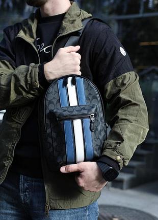 Мужская кожаная сумка-рюкзак coach west pack in signature canvas с синими вставками 17 х 30 х 8 см