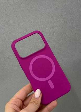 Чехол-накладка с микрофиброй для айфон 17 pro, чехол silicone case с микрофиброй для iphone 17 pro (фуксия)