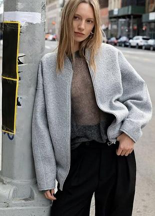 Классный серый фактурный оверсайз бомбер zara
🌺🌺🌺🌺🌺🌺🌺🌺🌺🌺
