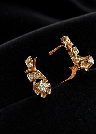 Золотые серьги «аромат цветов» с бриллиантами