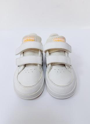 Кросівки adidas 2