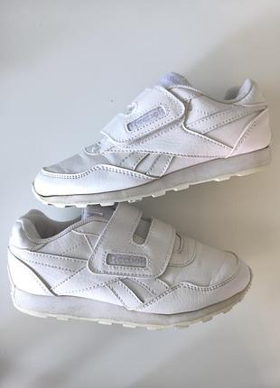 Кожаные кроссовки reebok 32 р. стелька 20.5,ножка 20-20.3
