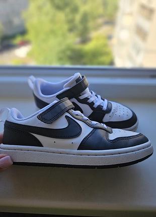 Дитячі кросівки nike розмір 31,устілка 20см на хлопця