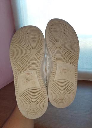 Кроссовки nike. размер 34 4