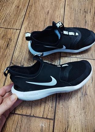 Кроссовки nike суперлегкие, размер 34