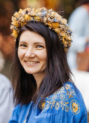 Вінок із сухоцвітів на голову «слава україні» до фестивалю «вирій» 22*22*7 см