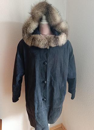 Вінтажне жіноче замшеве пальто alorda mallorca з хутром єнота, р. 42 (l-xl) made in spain