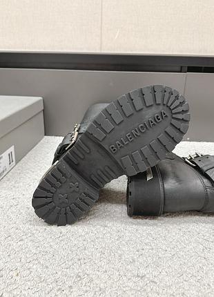 Чоботи venom balenciag* 9