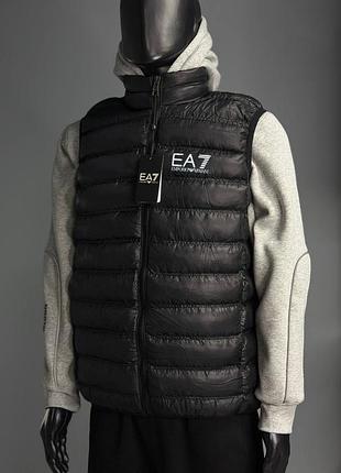 Жилетка чоловіча emporio armani ea7 чорна