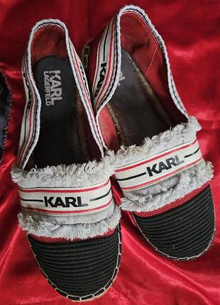 Сліпони жіночі karl lagerfeld чорні з білим та червоним