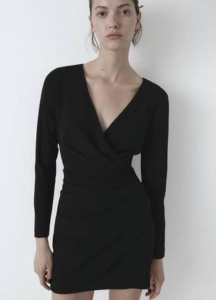 Платье мини zara с драпировкой и запахом черная оригинал размер s