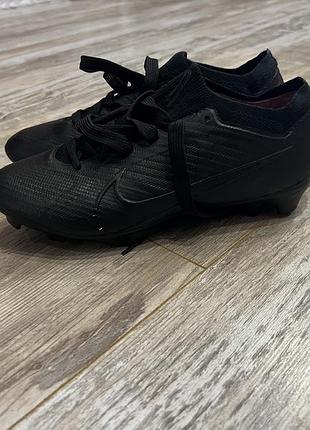 Бутси чоловічі nike mercurial чорні 40.5 розмір