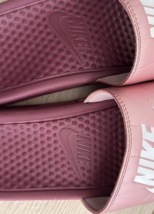 Шльопанці жіночі nike 2