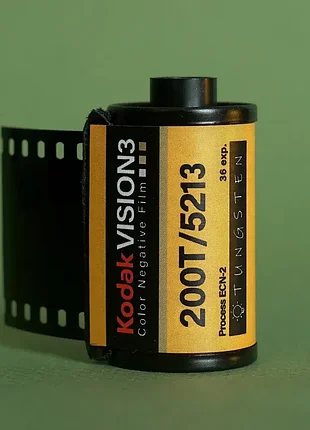 Kodak vision3 200t (5213) / фотопленка 200 iso / 36 кадров