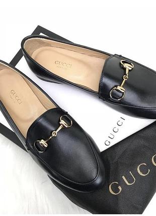 Якісні лофери gucci з натуральної шкіри в середині, зовні і підошва натуральна шкіра розмір 38