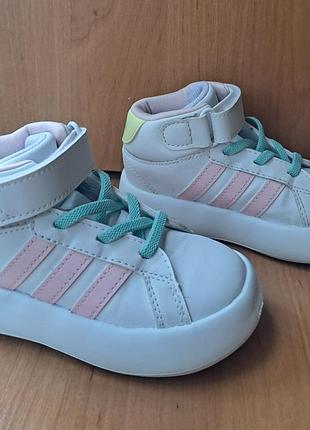 Оригінальні кросівки хайтопи adidas p25