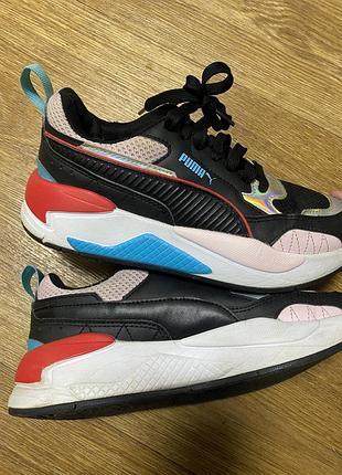 Кросівки жіночі puma x-ray2 square iri чорні, рожеві, сині, червоні, розмір 37, довжина устілки 23 см