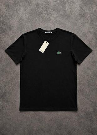 Футболка базовая lacoste черная