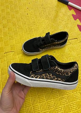 Кросівки дитячі vans чорні з леопардовим принтом, замшеві, довжина устілки 20.7 см