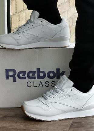 Женские термо кроссовки reebok classic белые зимние рибок кожаные (размеры: 36,37,38,39,40)