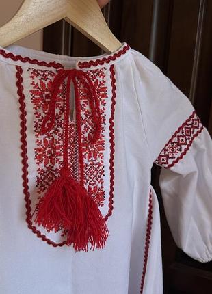 Вишиванка дитяча сукня біла з червоною вишивкою 122-128 см