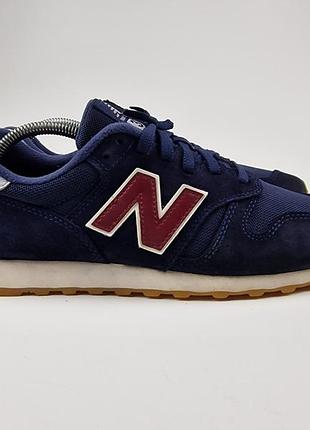 Темно-сині кросівки new balance 373