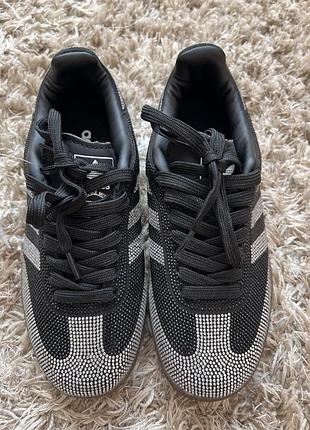 Кросівки жіночі adidas чорні