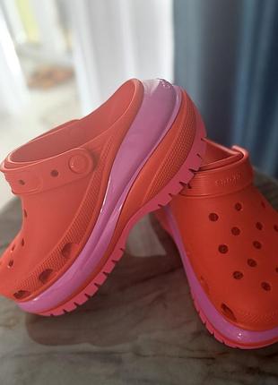 Шльопанці жіночі crocs помаранчеві, рожеві